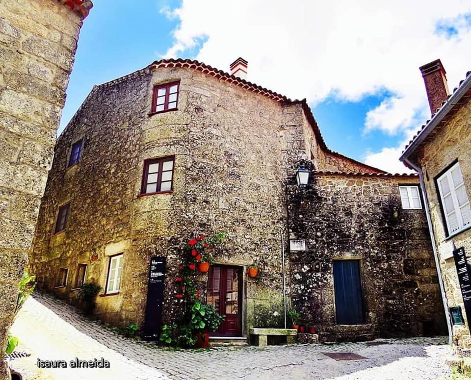 Casa Do Miradouro Villa มอนซานโต ภายนอก รูปภาพ